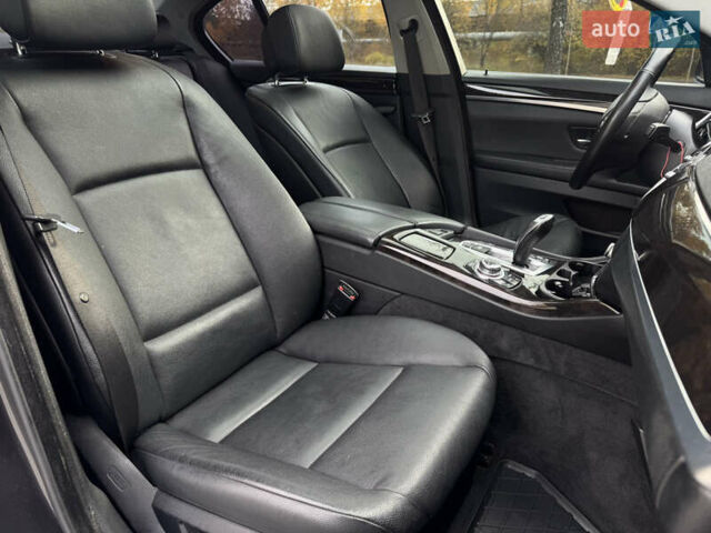 Сірий БМВ 5 Серія, об'ємом двигуна 2 л та пробігом 248 тис. км за 11999 $, фото 31 на Automoto.ua