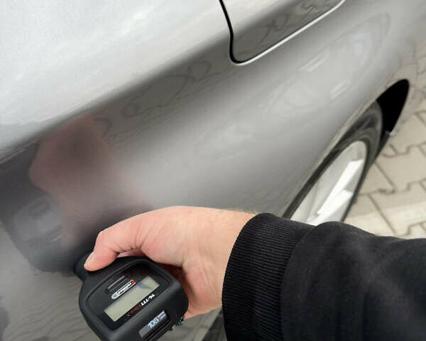 Серый БМВ 5 Серия, объемом двигателя 2 л и пробегом 260 тыс. км за 15450 $, фото 96 на Automoto.ua