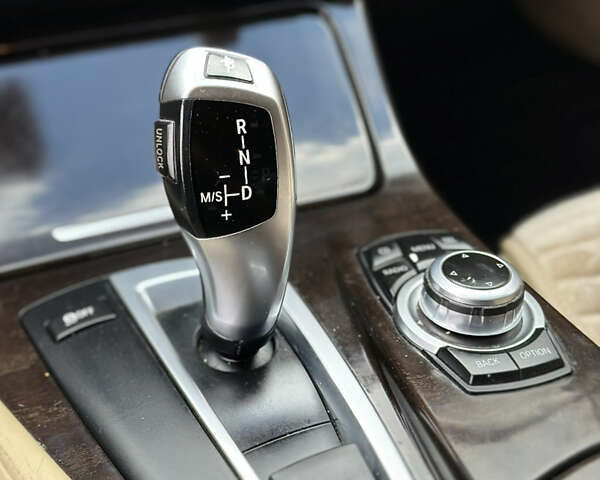 Серый БМВ 5 Серия, объемом двигателя 3 л и пробегом 270 тыс. км за 11700 $, фото 47 на Automoto.ua