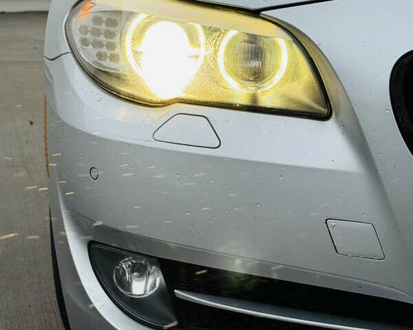 Серый БМВ 5 Серия, объемом двигателя 2 л и пробегом 255 тыс. км за 12000 $, фото 27 на Automoto.ua