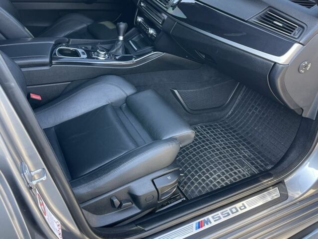 Серый БМВ 5 Серия, объемом двигателя 3 л и пробегом 307 тыс. км за 18500 $, фото 14 на Automoto.ua