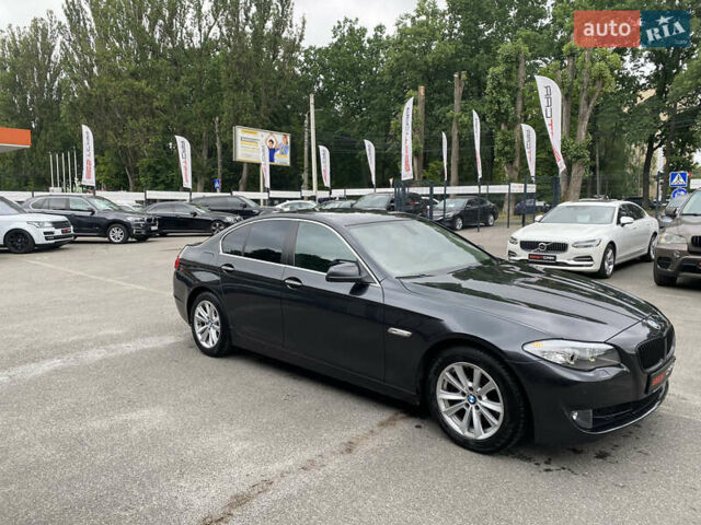 Сірий БМВ 5 Серія, об'ємом двигуна 2 л та пробігом 177 тис. км за 15000 $, фото 9 на Automoto.ua