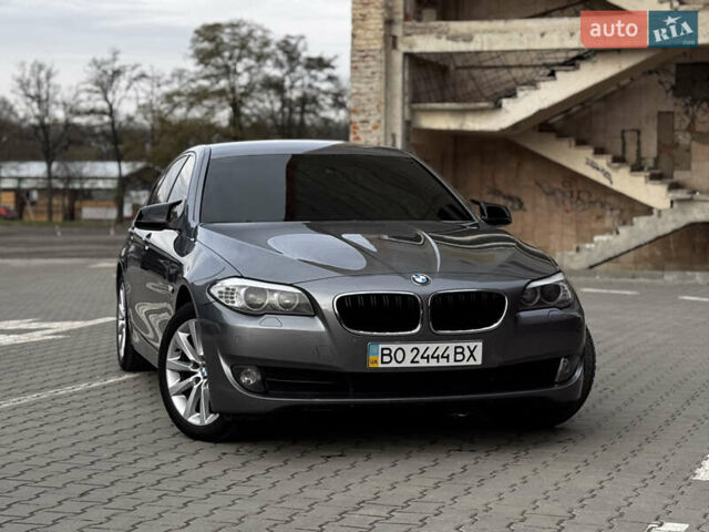 Серый БМВ 5 Серия, объемом двигателя 2 л и пробегом 260 тыс. км за 15450 $, фото 2 на Automoto.ua