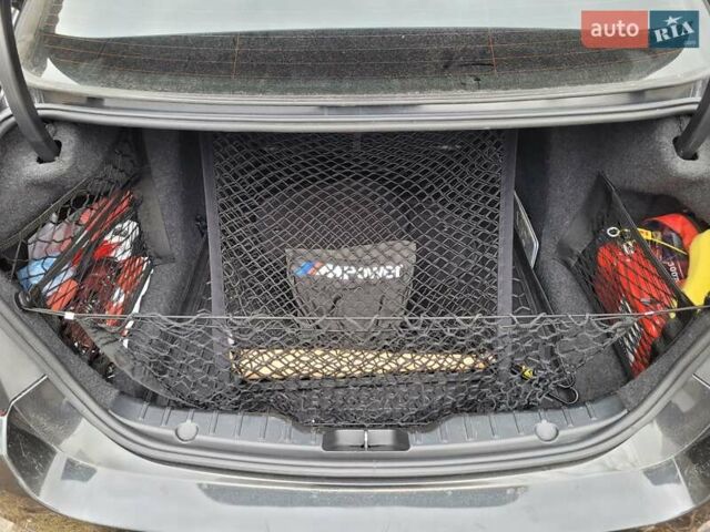 Серый БМВ 5 Серия, объемом двигателя 3 л и пробегом 272 тыс. км за 17000 $, фото 35 на Automoto.ua