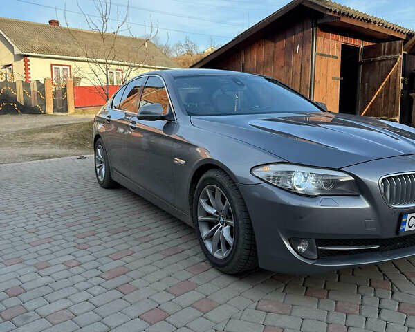 Серый БМВ 5 Серия, объемом двигателя 2 л и пробегом 260 тыс. км за 12900 $, фото 2 на Automoto.ua