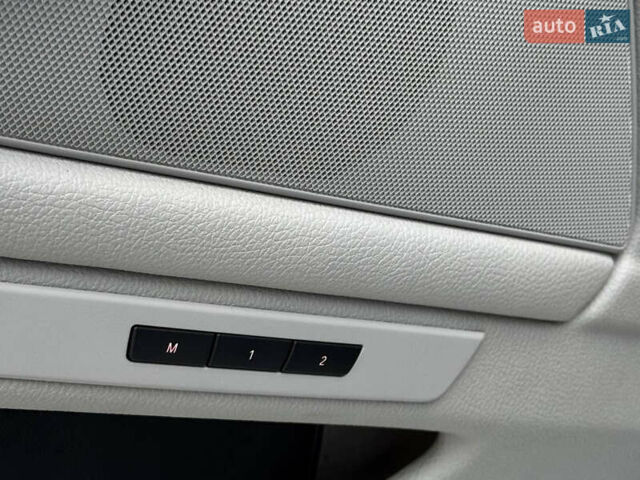 Серый БМВ 5 Серия, объемом двигателя 3 л и пробегом 150 тыс. км за 11999 $, фото 14 на Automoto.ua