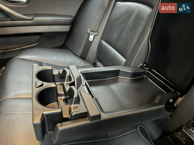 Сірий БМВ 5 Серія, об'ємом двигуна 2 л та пробігом 210 тис. км за 14000 $, фото 22 на Automoto.ua