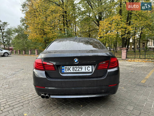 Сірий БМВ 5 Серія, об'ємом двигуна 2 л та пробігом 210 тис. км за 14000 $, фото 5 на Automoto.ua