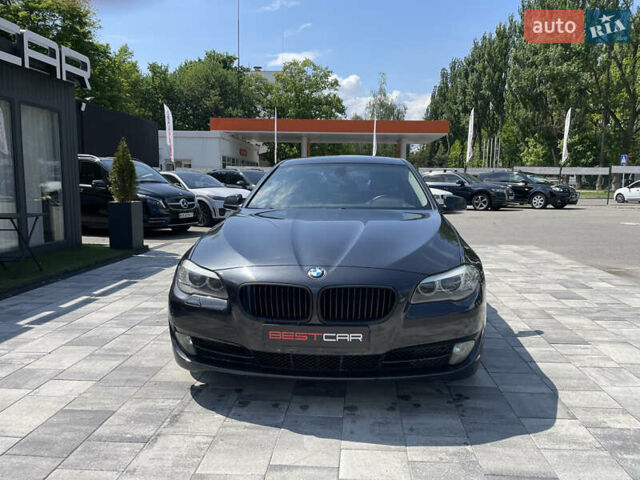 Серый БМВ 5 Серия, объемом двигателя 0 л и пробегом 180 тыс. км за 15000 $, фото 5 на Automoto.ua