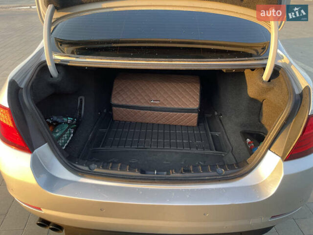 Сірий БМВ 5 Серія, об'ємом двигуна 2 л та пробігом 250 тис. км за 15300 $, фото 13 на Automoto.ua