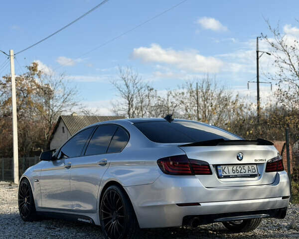 Серый БМВ 5 Серия, объемом двигателя 3 л и пробегом 223 тыс. км за 13000 $, фото 9 на Automoto.ua