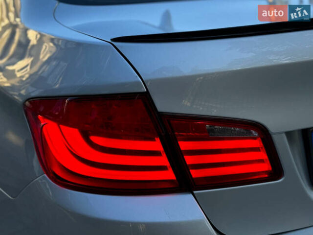 Серый БМВ 5 Серия, объемом двигателя 3 л и пробегом 260 тыс. км за 13400 $, фото 9 на Automoto.ua