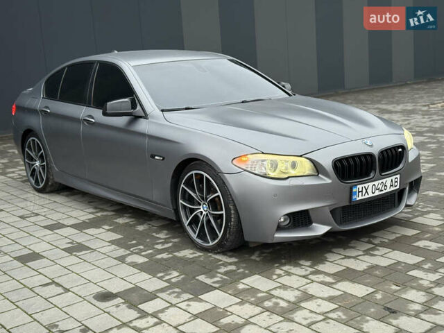 Серый БМВ 5 Серия, объемом двигателя 2.99 л и пробегом 240 тыс. км за 14900 $, фото 16 на Automoto.ua