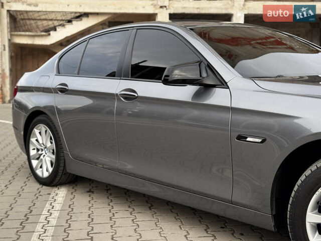 Серый БМВ 5 Серия, объемом двигателя 2 л и пробегом 260 тыс. км за 15450 $, фото 22 на Automoto.ua