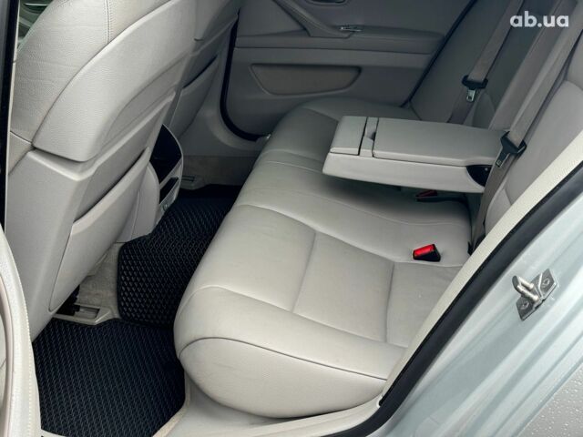 Серый БМВ 5 Серия, объемом двигателя 2 л и пробегом 310 тыс. км за 12340 $, фото 18 на Automoto.ua