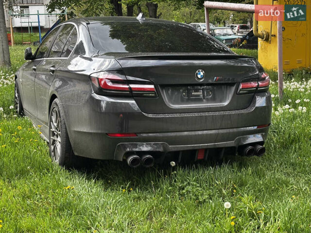 Серый БМВ 5 Серия, объемом двигателя 3 л и пробегом 272 тыс. км за 17000 $, фото 72 на Automoto.ua