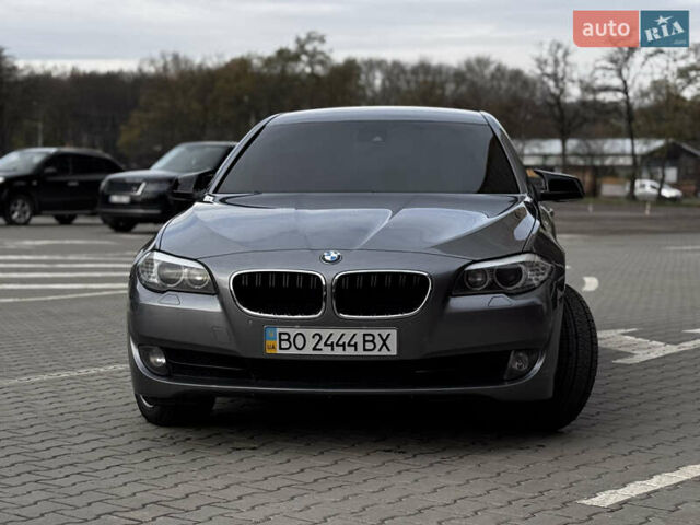 Серый БМВ 5 Серия, объемом двигателя 2 л и пробегом 260 тыс. км за 15450 $, фото 3 на Automoto.ua