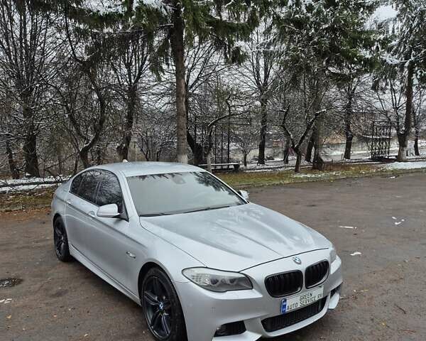 Серый БМВ 5 Серия, объемом двигателя 3 л и пробегом 279 тыс. км за 14899 $, фото 5 на Automoto.ua
