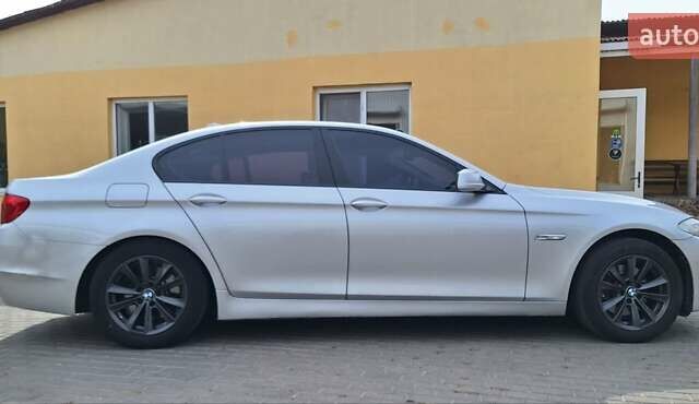 Сірий БМВ 5 Серія, об'ємом двигуна 2 л та пробігом 395 тис. км за 12200 $, фото 2 на Automoto.ua