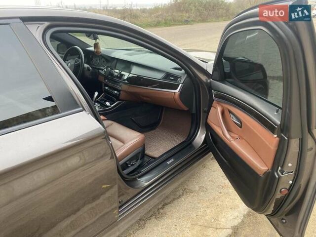 Сірий БМВ 5 Серія, об'ємом двигуна 3 л та пробігом 210 тис. км за 14000 $, фото 8 на Automoto.ua