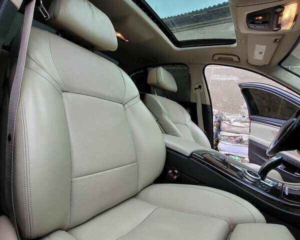 Серый БМВ 5 Серия, объемом двигателя 3 л и пробегом 272 тыс. км за 17000 $, фото 44 на Automoto.ua