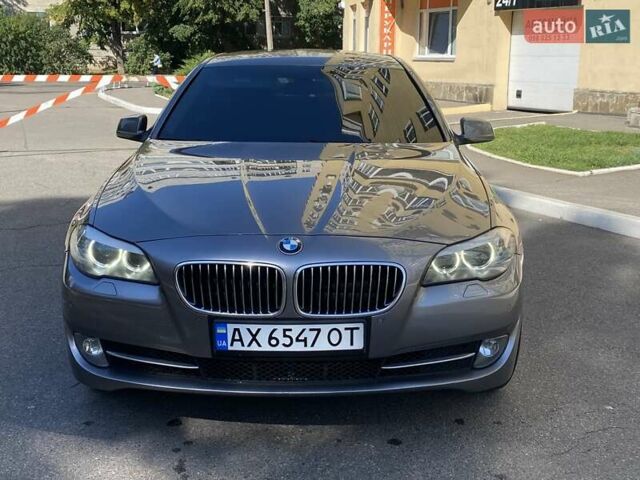 Сірий БМВ 5 Серія, об'ємом двигуна 3 л та пробігом 316 тис. км за 14700 $, фото 13 на Automoto.ua