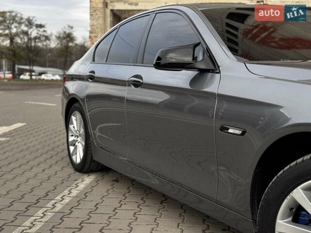 Серый БМВ 5 Серия, объемом двигателя 2 л и пробегом 260 тыс. км за 15450 $, фото 21 на Automoto.ua