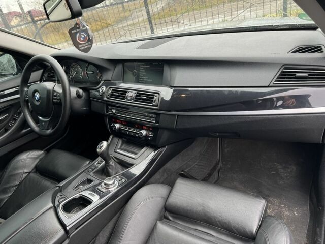 Серый БМВ 5 Серия, объемом двигателя 2 л и пробегом 285 тыс. км за 12300 $, фото 7 на Automoto.ua