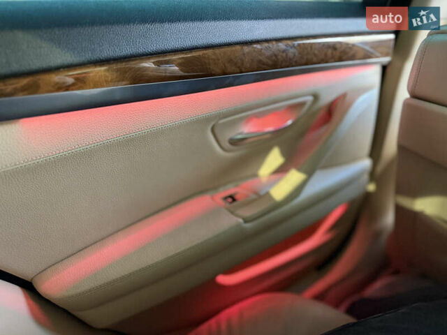 Серый БМВ 5 Серия, объемом двигателя 3 л и пробегом 223 тыс. км за 13000 $, фото 20 на Automoto.ua