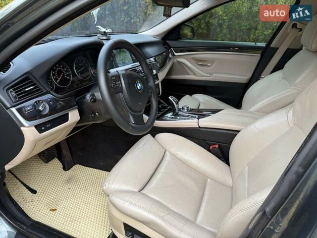 Серый БМВ 5 Серия, объемом двигателя 3 л и пробегом 275 тыс. км за 13490 $, фото 12 на Automoto.ua
