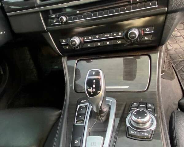 Серый БМВ 5 Серия, объемом двигателя 2.99 л и пробегом 343 тыс. км за 18700 $, фото 11 на Automoto.ua