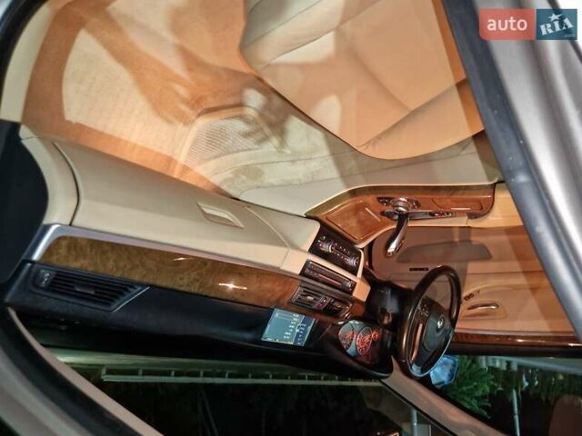 Серый БМВ 5 Серия, объемом двигателя 2.98 л и пробегом 262 тыс. км за 11899 $, фото 2 на Automoto.ua