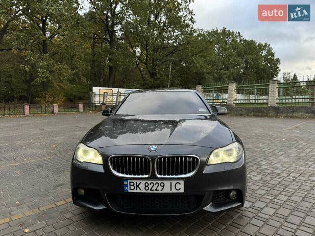 Серый БМВ 5 Серия, объемом двигателя 2 л и пробегом 210 тыс. км за 13000 $, фото 2 на Automoto.ua