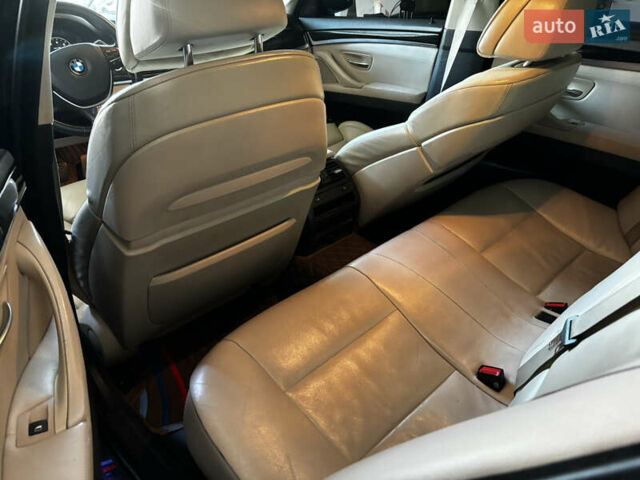 Серый БМВ 5 Серия, объемом двигателя 3 л и пробегом 272 тыс. км за 17000 $, фото 58 на Automoto.ua