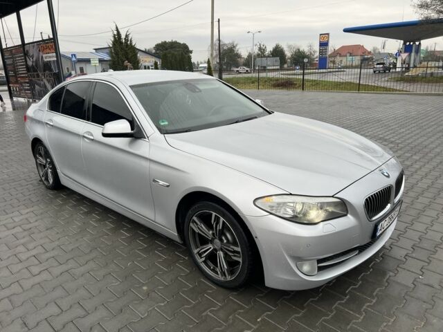 Серый БМВ 5 Серия, объемом двигателя 2 л и пробегом 285 тыс. км за 12300 $, фото 3 на Automoto.ua