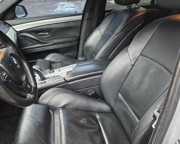 Серый БМВ 5 Серия, объемом двигателя 3 л и пробегом 279 тыс. км за 14899 $, фото 21 на Automoto.ua