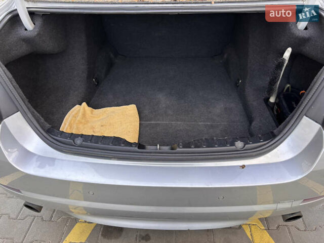 Серый БМВ 5 Серия, объемом двигателя 3 л и пробегом 147 тыс. км за 14399 $, фото 13 на Automoto.ua