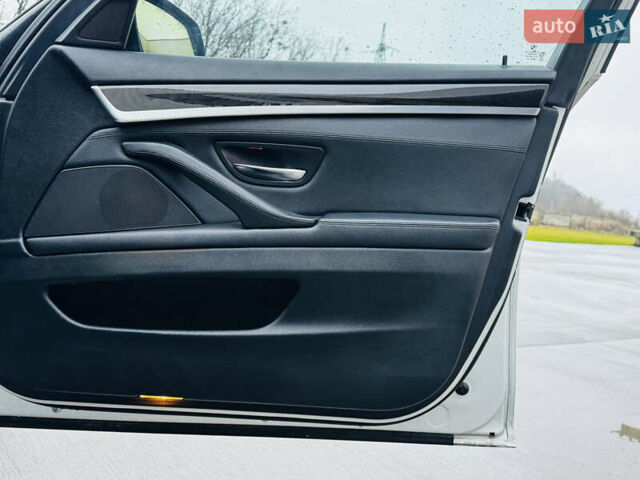 Серый БМВ 5 Серия, объемом двигателя 2 л и пробегом 255 тыс. км за 12000 $, фото 24 на Automoto.ua