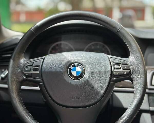 Серый БМВ 5 Серия, объемом двигателя 2 л и пробегом 265 тыс. км за 12299 $, фото 24 на Automoto.ua