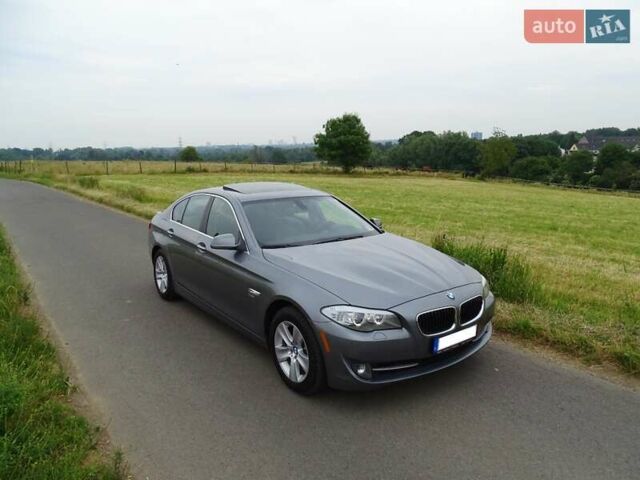 Серый БМВ 5 Серия, объемом двигателя 2.99 л и пробегом 208 тыс. км за 12000 $, фото 9 на Automoto.ua