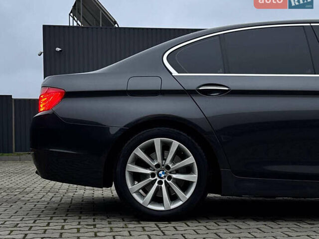 Серый БМВ 5 Серия, объемом двигателя 2 л и пробегом 283 тыс. км за 13800 $, фото 11 на Automoto.ua