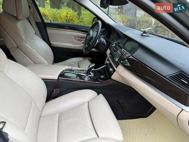 Серый БМВ 5 Серия, объемом двигателя 3 л и пробегом 275 тыс. км за 13490 $, фото 20 на Automoto.ua