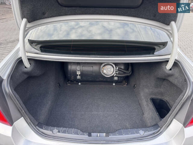 Серый БМВ 5 Серия, объемом двигателя 2.99 л и пробегом 223 тыс. км за 11350 $, фото 23 на Automoto.ua