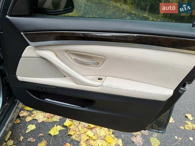 Серый БМВ 5 Серия, объемом двигателя 3 л и пробегом 275 тыс. км за 13490 $, фото 21 на Automoto.ua