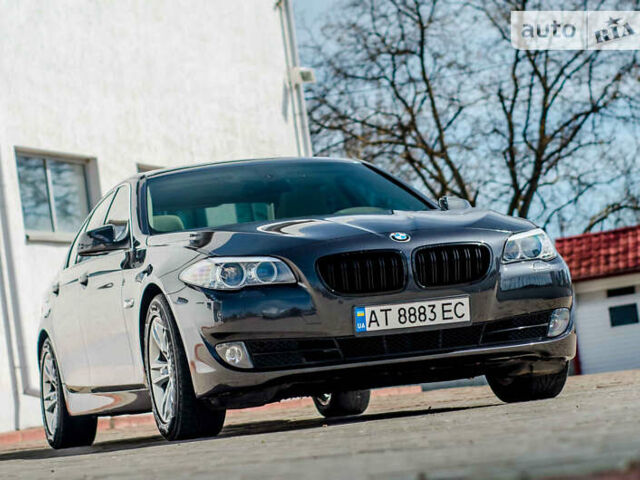 Сірий БМВ 5 Серія, об'ємом двигуна 2 л та пробігом 253 тис. км за 13500 $, фото 25 на Automoto.ua