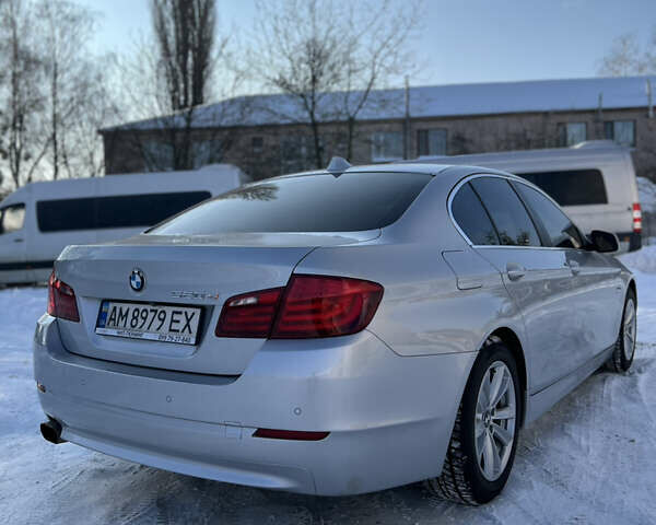 Серый БМВ 5 Серия, объемом двигателя 2 л и пробегом 298 тыс. км за 15700 $, фото 9 на Automoto.ua