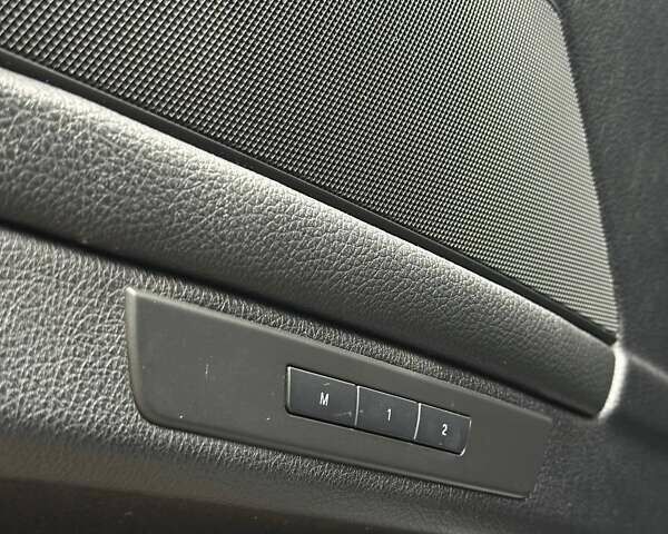 Серый БМВ 5 Серия, объемом двигателя 2 л и пробегом 265 тыс. км за 12299 $, фото 19 на Automoto.ua