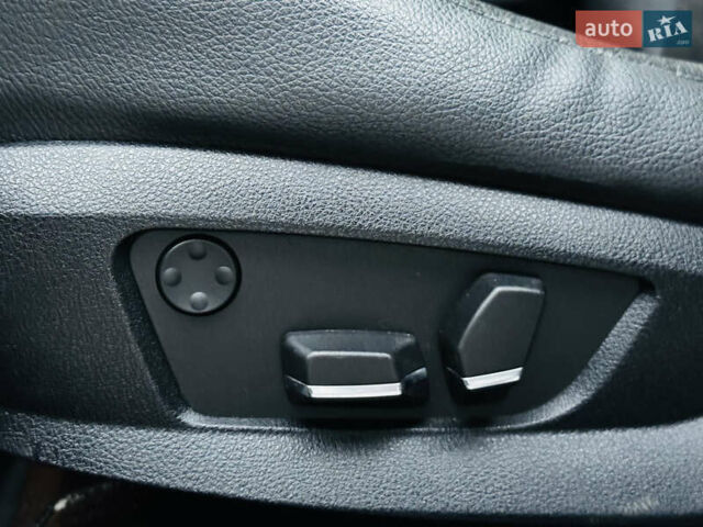 Серый БМВ 5 Серия, объемом двигателя 2 л и пробегом 255 тыс. км за 12000 $, фото 15 на Automoto.ua