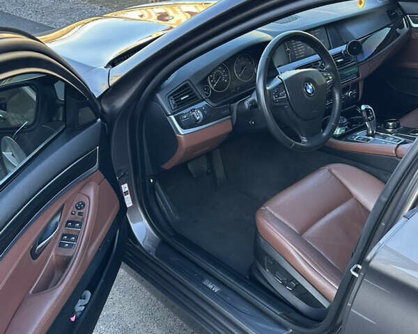 Серый БМВ 5 Серия, объемом двигателя 2 л и пробегом 277 тыс. км за 12199 $, фото 11 на Automoto.ua