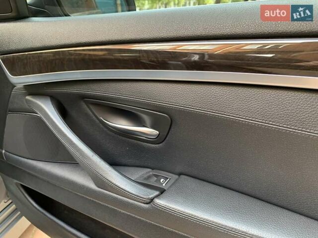 Серый БМВ 5 Серия, объемом двигателя 2 л и пробегом 178 тыс. км за 15300 $, фото 56 на Automoto.ua